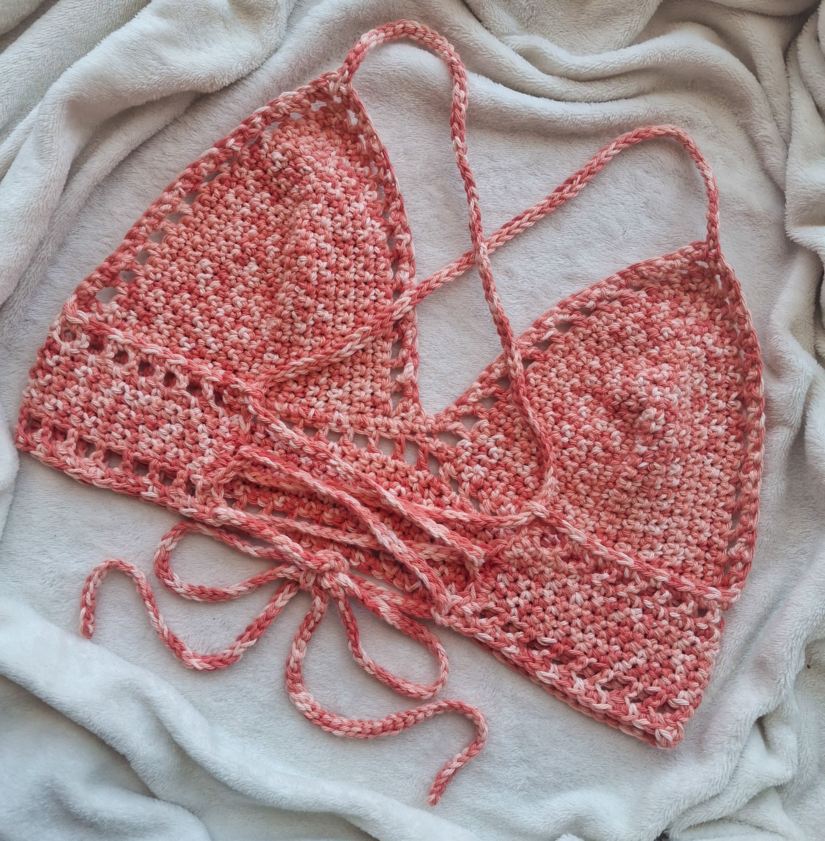 Coral Lily Top Medium